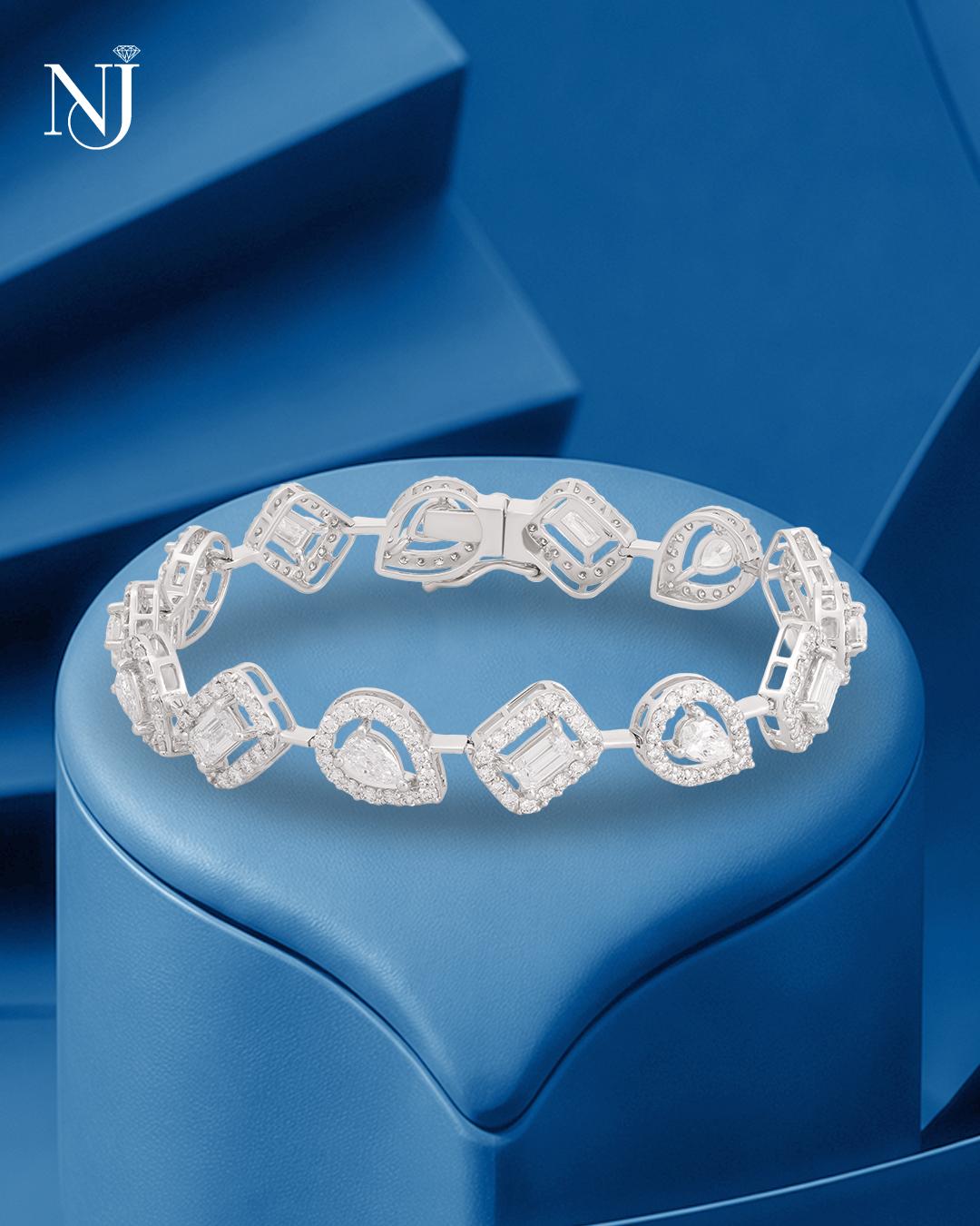 Where modern design meets timeless elegance.
Discover the elegance of Namra J
